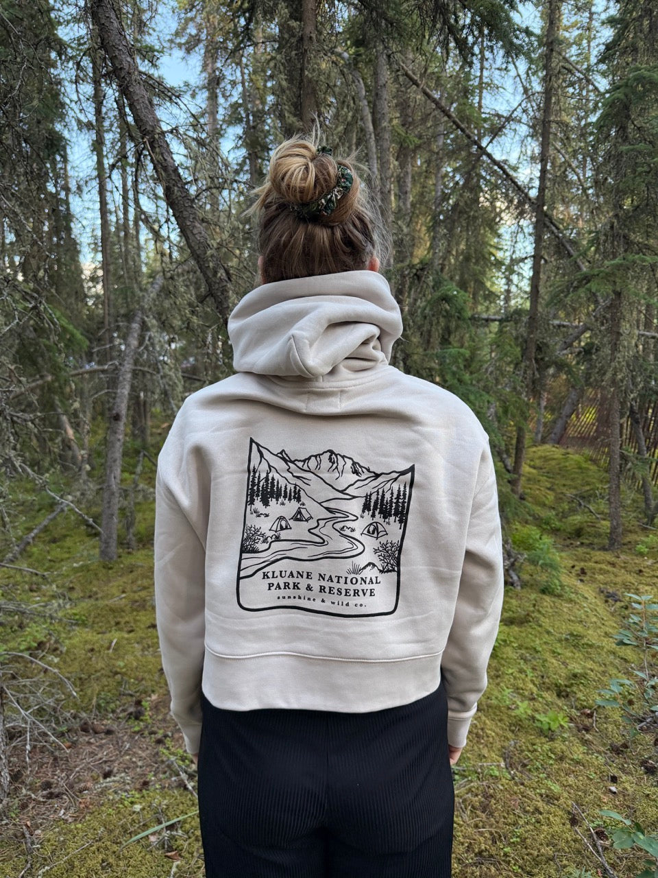 Women's Recycled Kluane National & Reserve Park Crop Hoodie - Bone